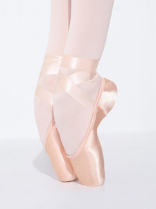 Capezio Airess Tapered Toe (Firm) Pointe Shoe